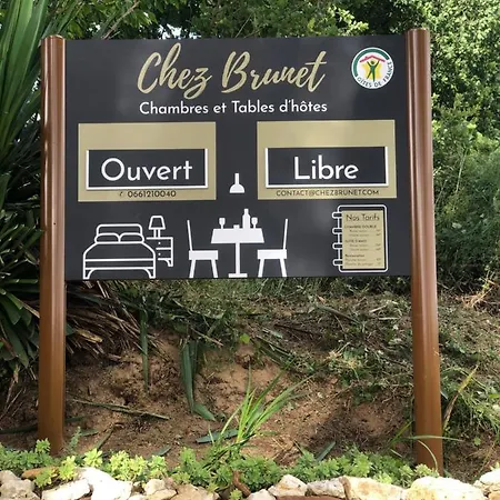 Panzió Chez Brunet Chambres D'Hotes Et Gite