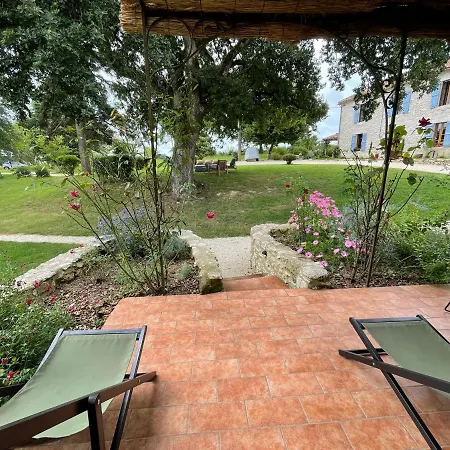 Chez Brunet D'hotes Et Bed & Breakfast 3*