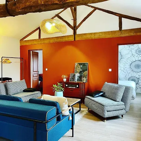 Chez Brunet D'hotes Et Bed & Breakfast 3*