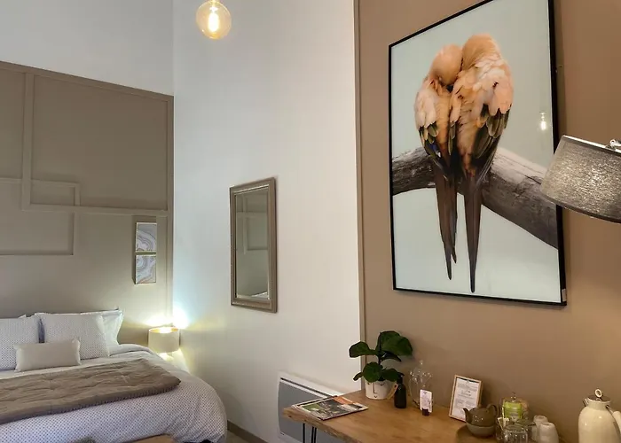 Chez Brunet D'hotes Et Bed & Breakfast 3*