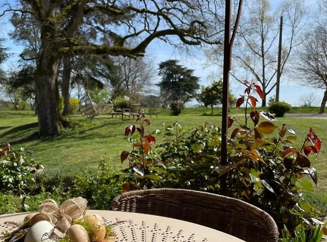 Chez Brunet D'hotes Et Bed & Breakfast