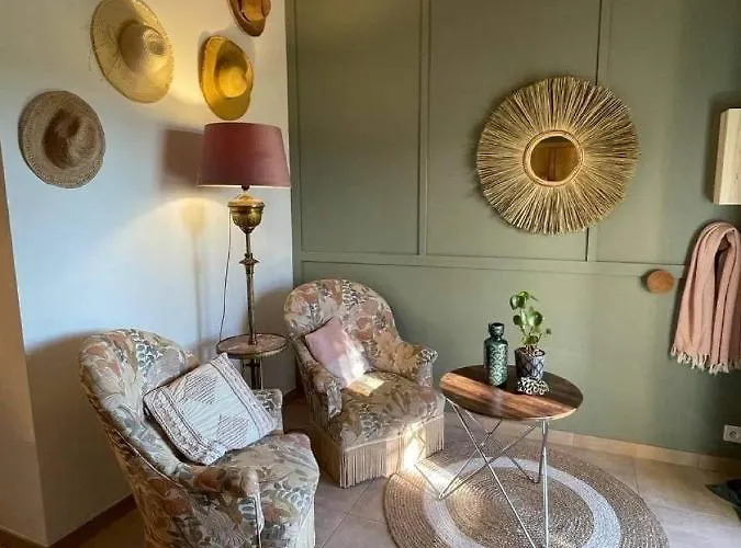 Chez Brunet D'hotes Et 3* Gondrin